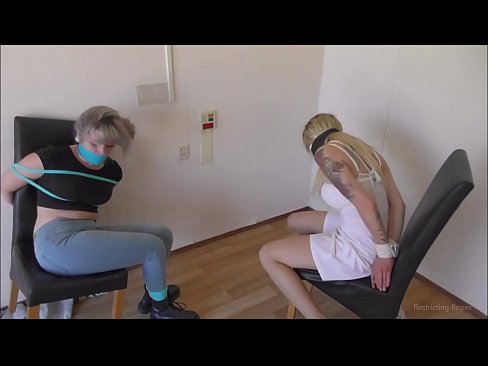 ❤️ Dipendenti / marbuta u gagged / damsel f'diffikultà ️❌ Porn Russu fil-porn mt.sayhentai.ru
